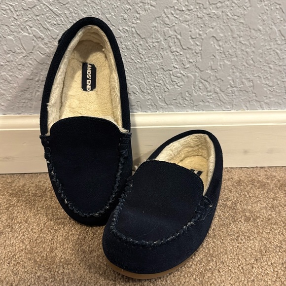 Kids Suede Leather Moccasin Slippers size 2 radiant navy - Picture 1 of 5